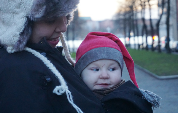 babybaby.se_nursing_babycarrier_slideshow_Dec22_2